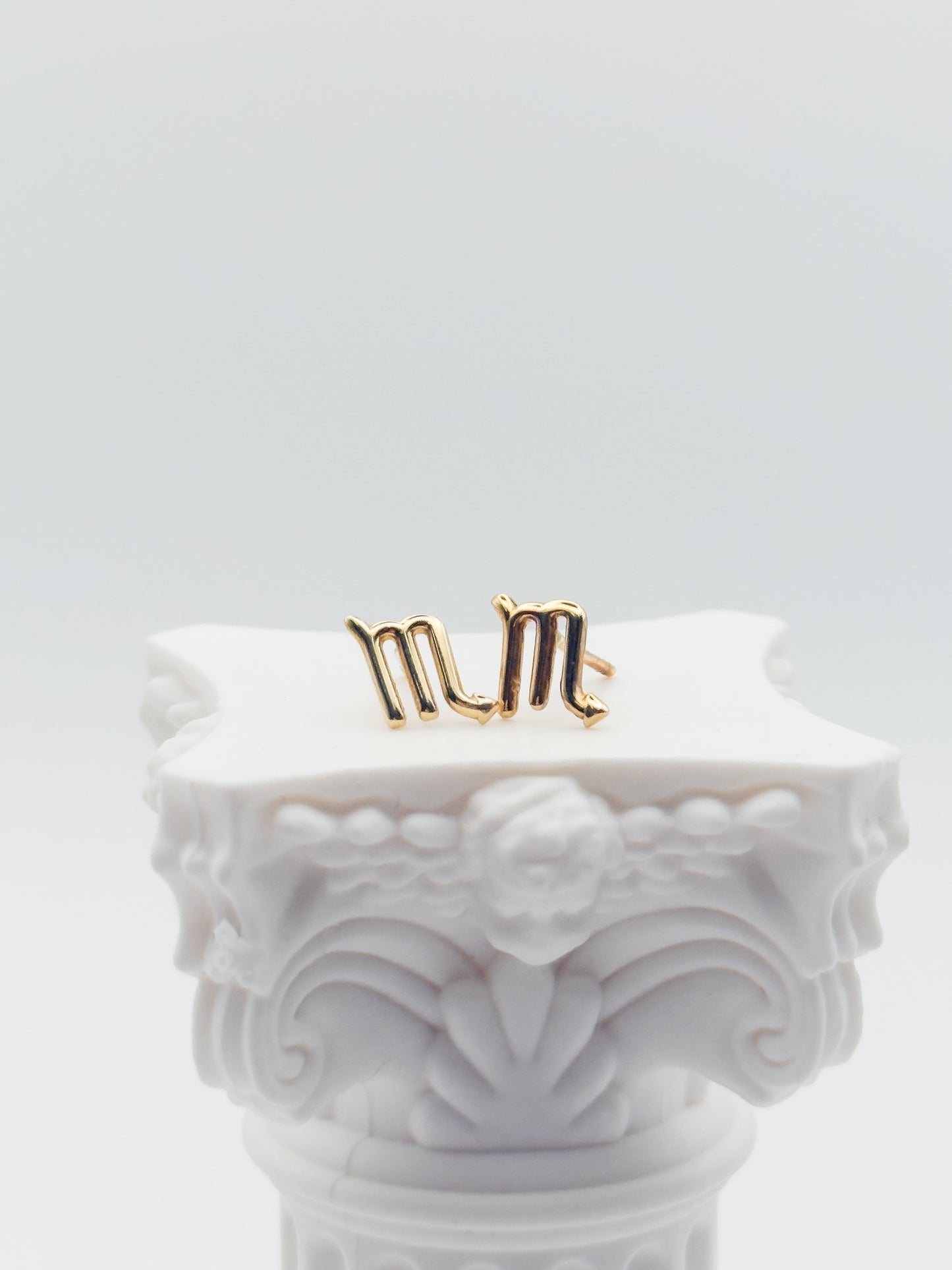 14k Yellow Gold Pisces Studs