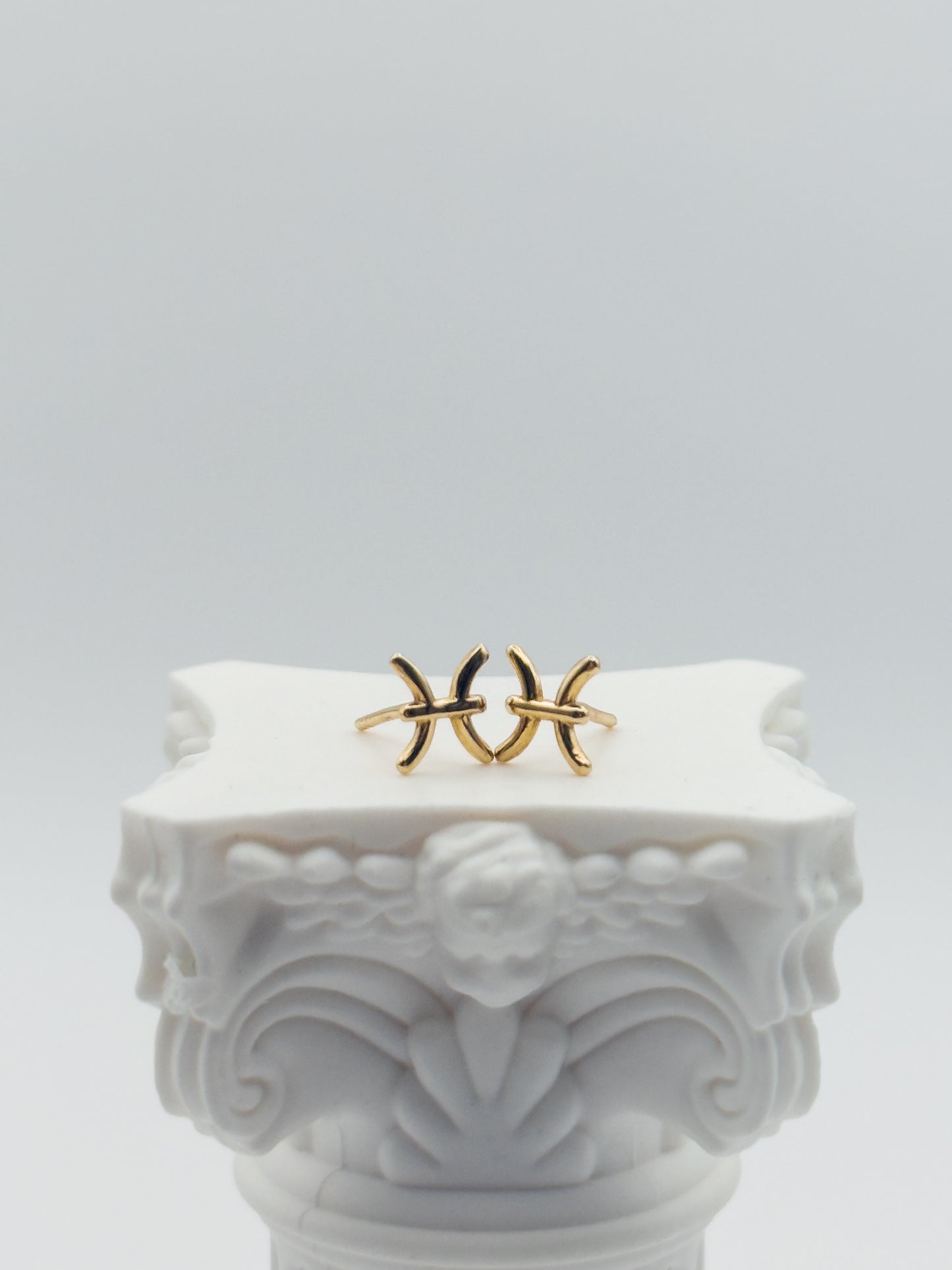 14k Yellow Gold Pisces Studs