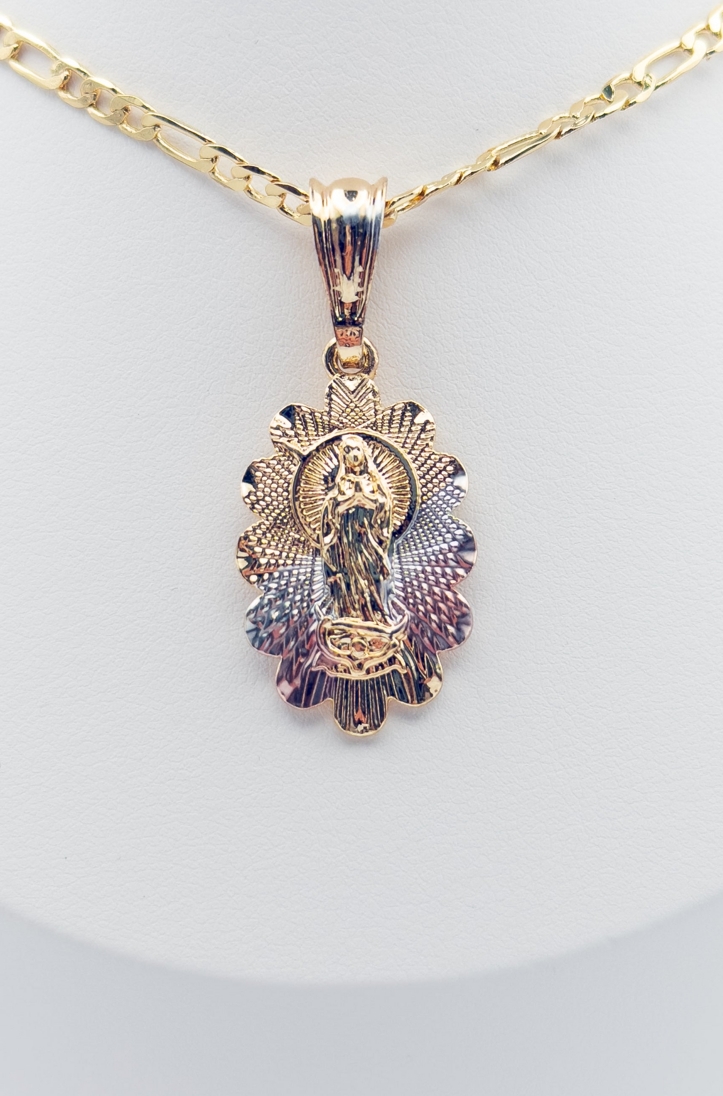Virgencita tricolor Pendant